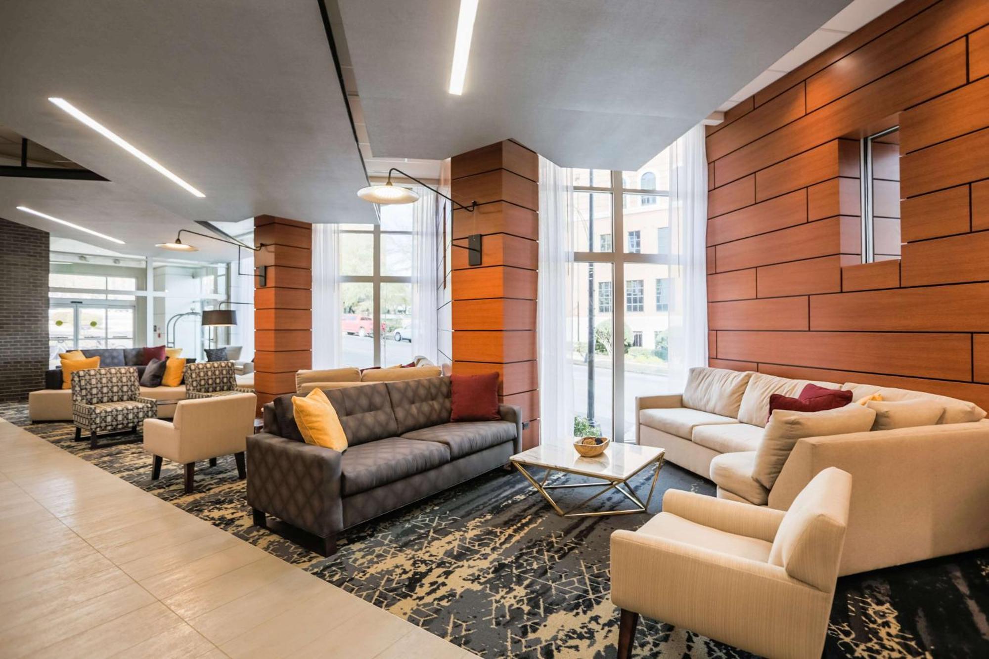 Hyatt Place Greenville Downtown מראה חיצוני תמונה